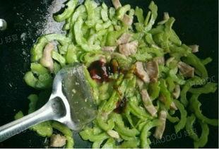 肉丝直播间吃瓜,一场吃瓜盛宴，揭秘娱乐圈幕后故事