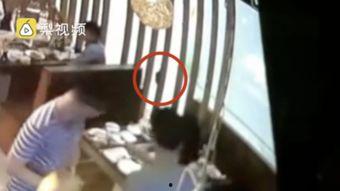 回村吃瓜视频,揭秘乡村生活百态