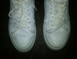 吃瓜白色战靴,时尚潮流与运动魅力的完美融合